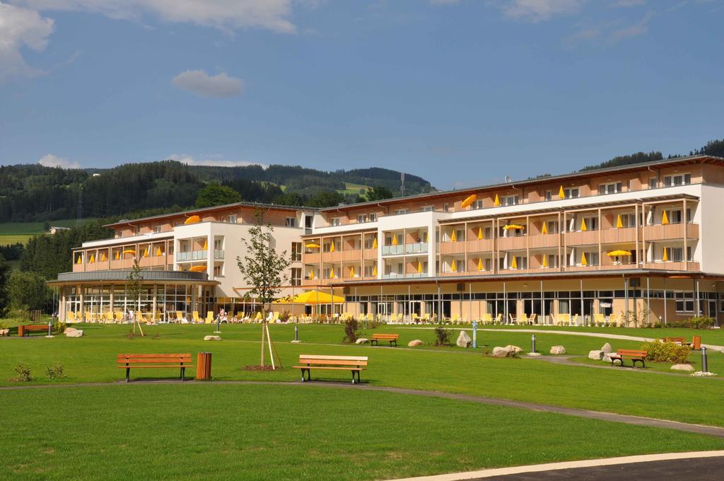 Gesundheitsresort Bad St. Leonhard Bad Sankt Leonhard im Lavanttal Ngoại thất bức ảnh