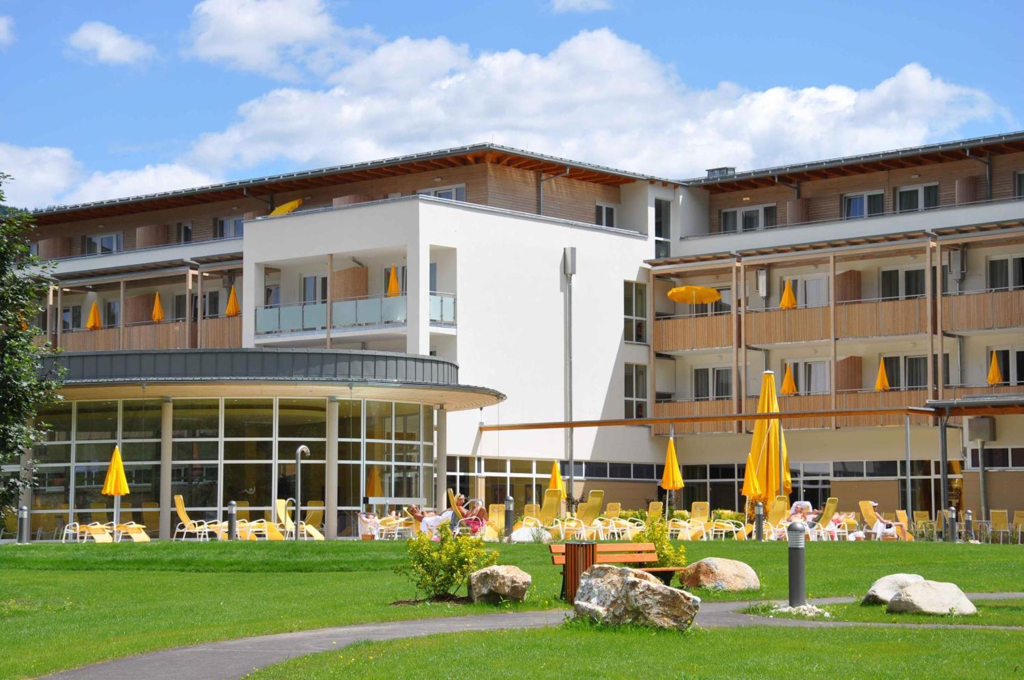 Gesundheitsresort Bad St. Leonhard Bad Sankt Leonhard im Lavanttal Ngoại thất bức ảnh