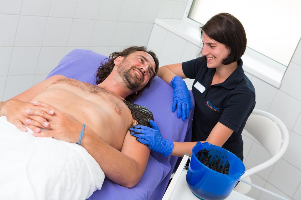 Gesundheitsresort Bad St. Leonhard Bad Sankt Leonhard im Lavanttal Ngoại thất bức ảnh