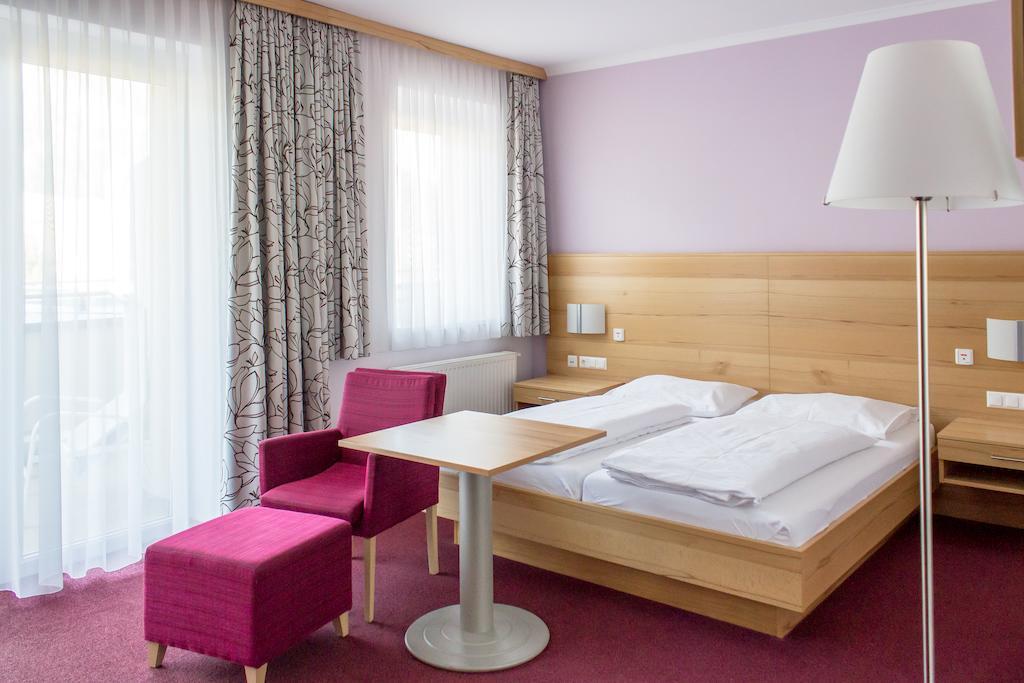 Gesundheitsresort Bad St. Leonhard Bad Sankt Leonhard im Lavanttal Phòng bức ảnh
